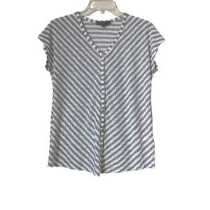 Striped V-Neck Button-Up Top M